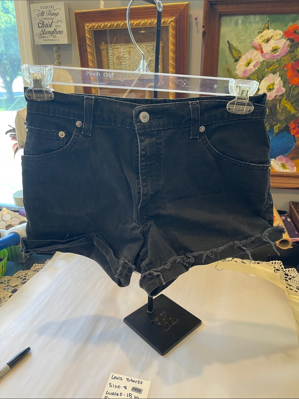 Levi’s 550s Black High-Rise Denim Cutoff Shorts